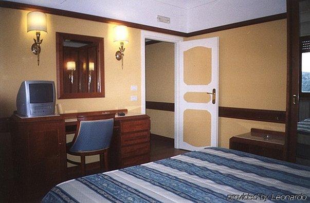 נאפולי Hotel Miravalle חדר תמונה