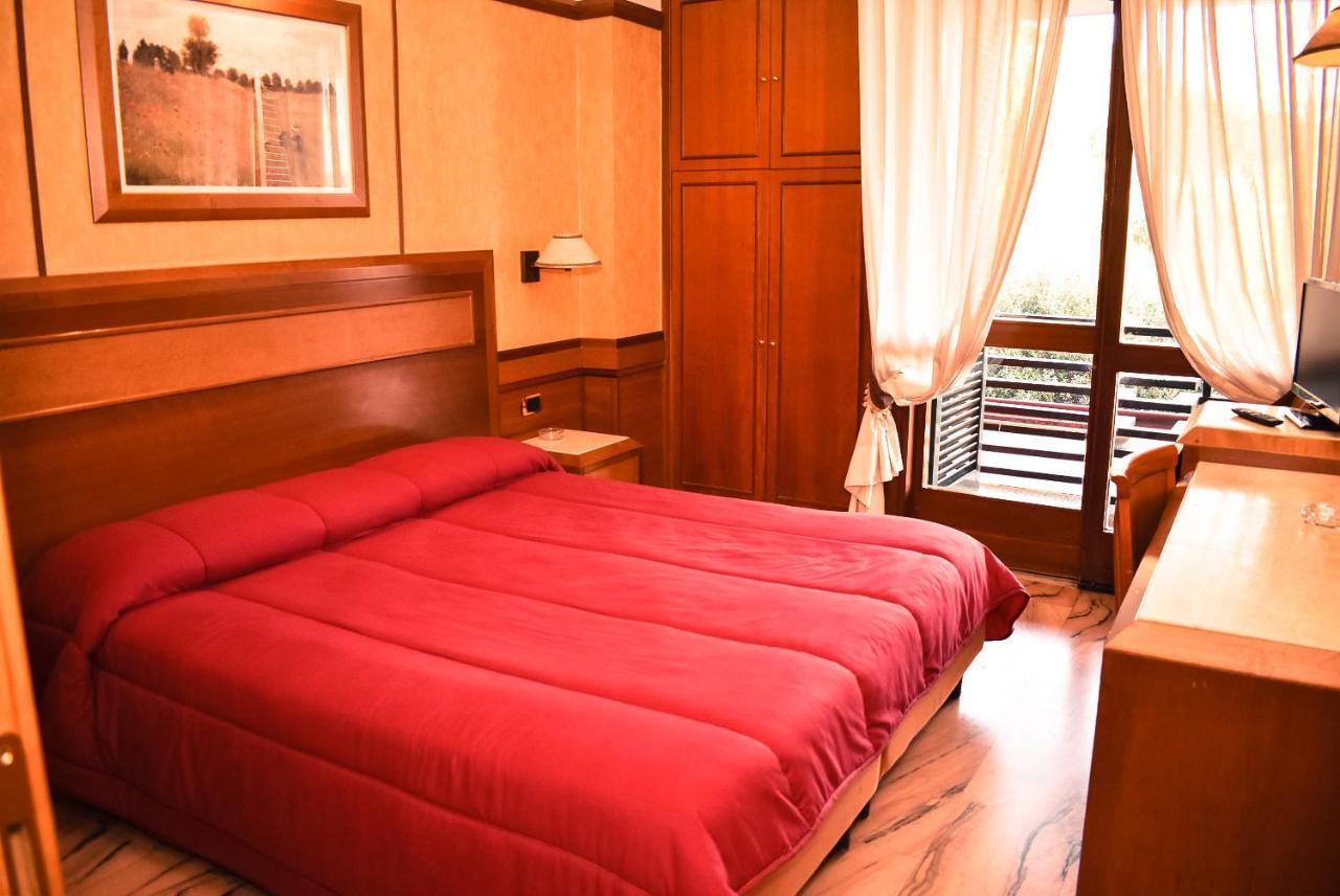 נאפולי Hotel Miravalle מראה חיצוני תמונה