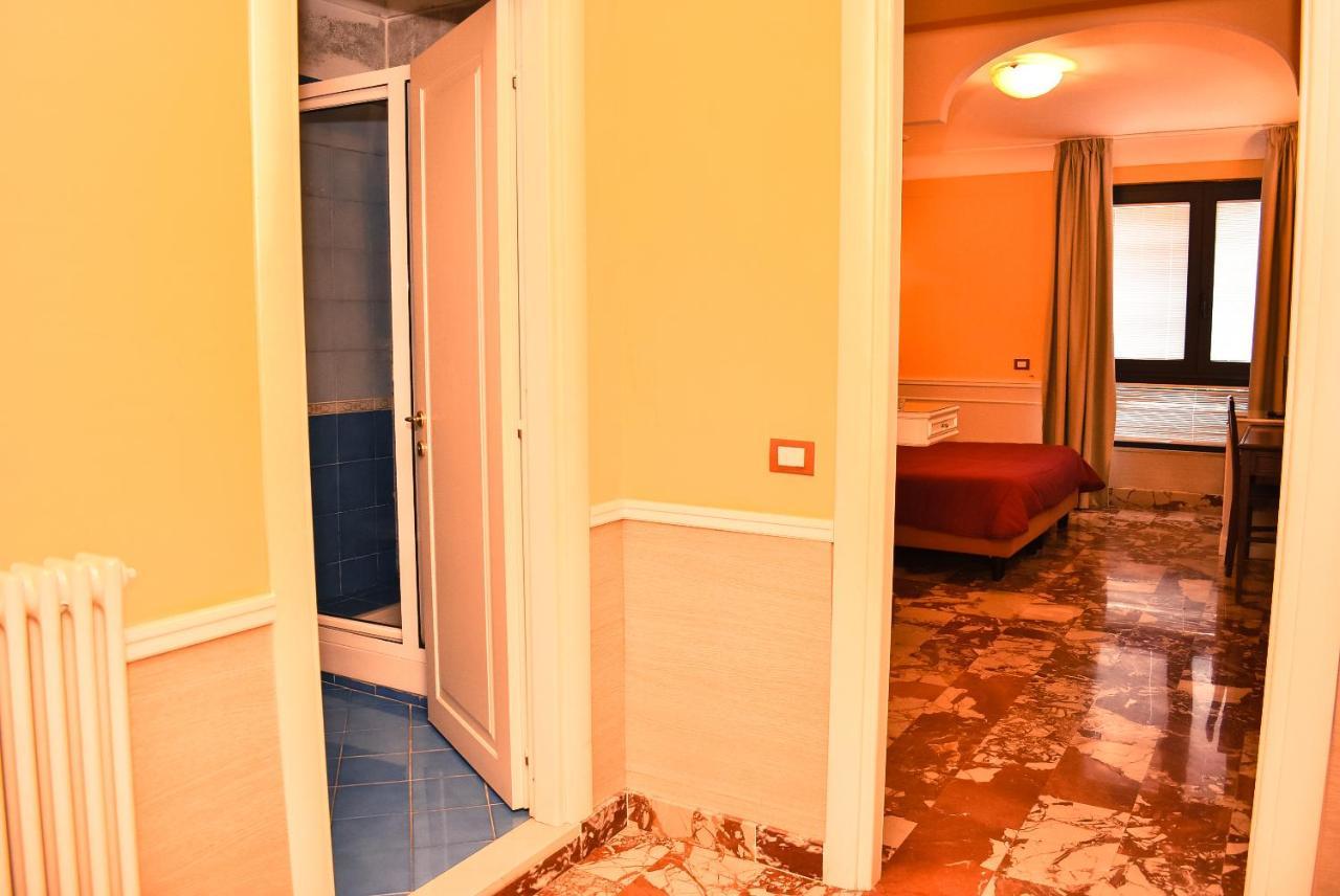 נאפולי Hotel Miravalle מראה חיצוני תמונה